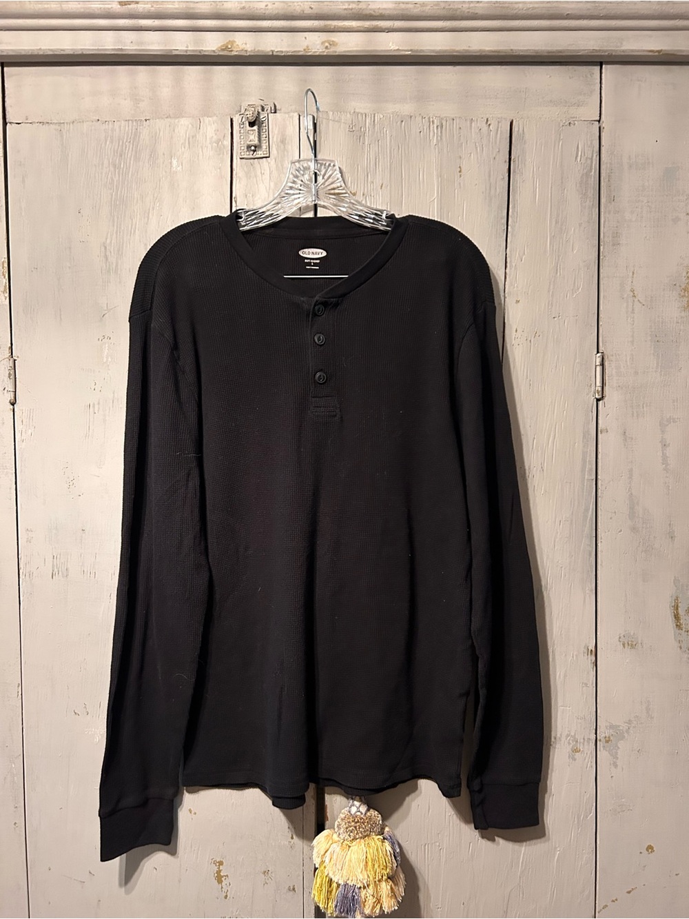 Old Navy Men's Black Henley shirt